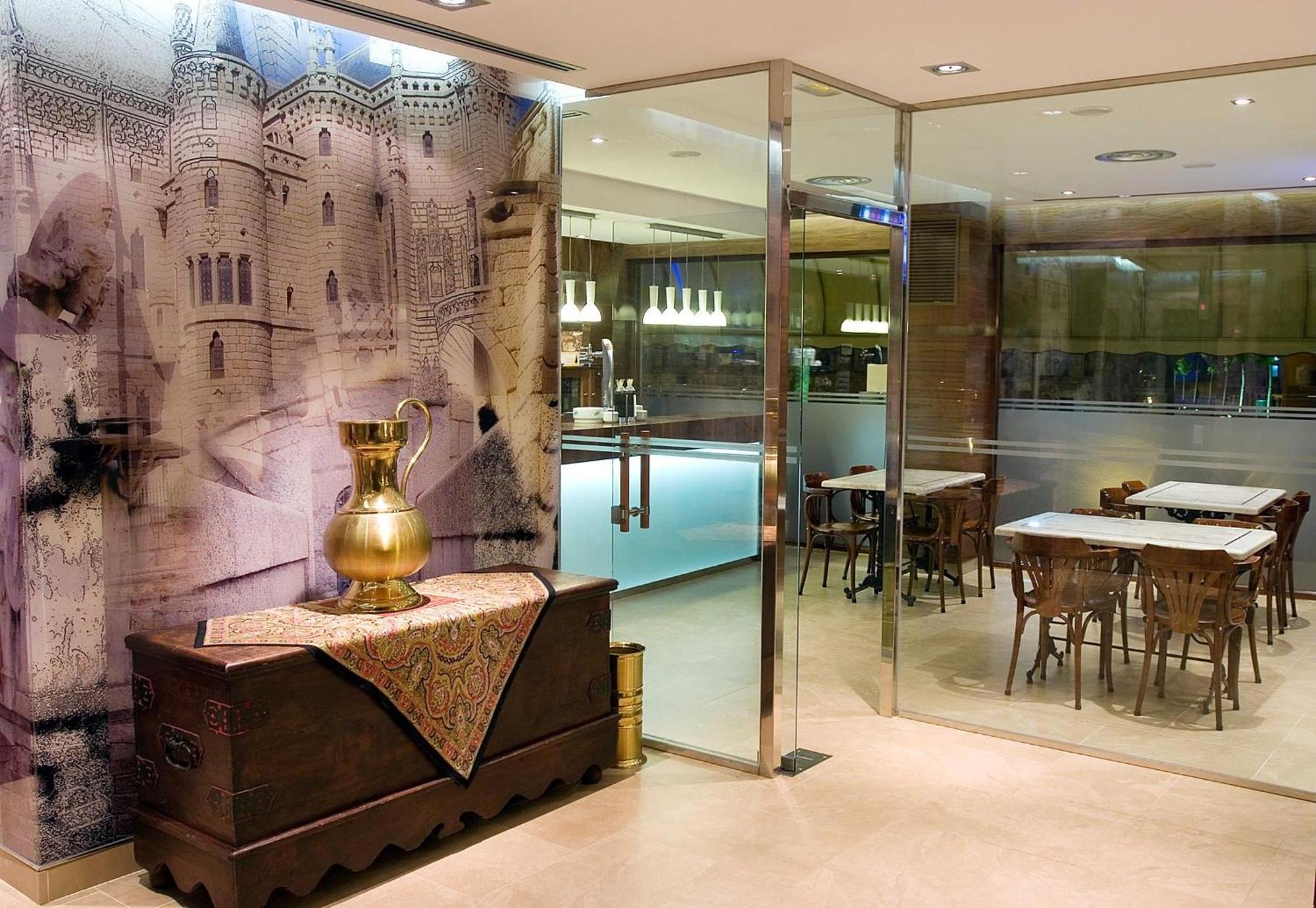 Hotel Restaurante La Peseta Astorga Exterior foto